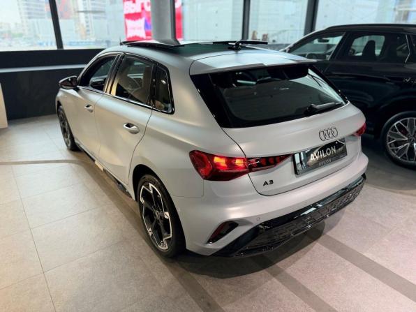 Новый Audi A3 IV (8Y) Рестайлинг 2025 года, цена 4 295 100 рублей, хэтчбек, Автокод Объявления