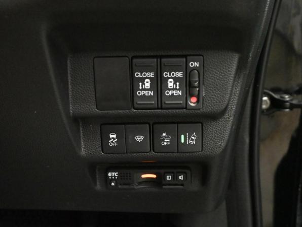Honda Freed II Рестайлинг с пробегом 2020 года, цена 1 825 000 рублей, 65831 км, компактвэн, Автокод Объявления
