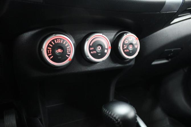 Mitsubishi Outlander II с пробегом 2007 года, цена 1 049 000 рублей, 200000 км, внедорожник, Автокод Объявления