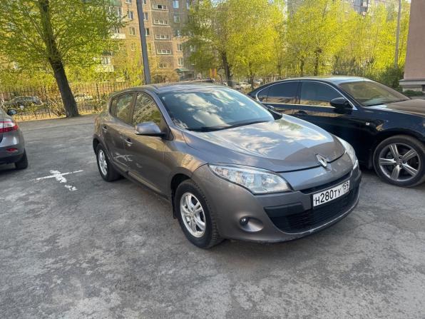 Renault Megane III с пробегом 2012 года, цена 747 000 рублей, 177000 км, хэтчбек, Автокод Объявления