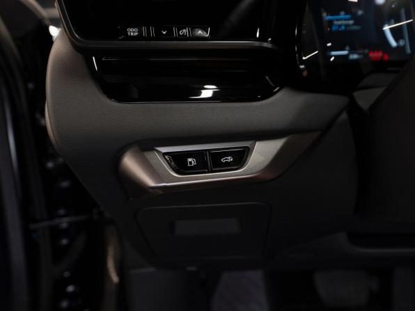 Lexus RX V с пробегом 2026 года, цена 8 350 000 рублей, 220 км, внедорожник, Автокод Объявления