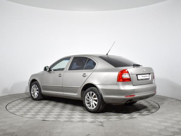 Skoda Octavia II (A5) Рестайлинг с пробегом 2009 года, цена 575 000 рублей, 205970 км, лифтбек, Автокод Объявления