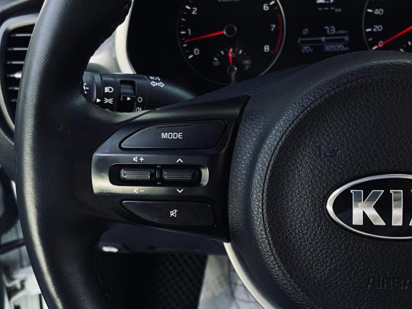 Kia Rio IV Рестайлинг с пробегом 2020 года, цена 1 490 000 рублей, 38939 км, хэтчбек, Автокод Объявления