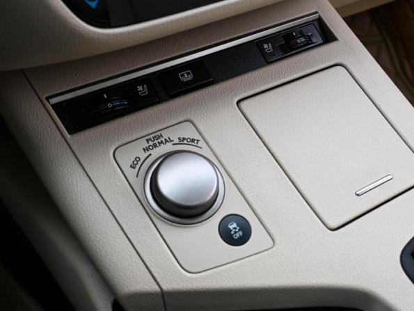 Lexus ES VI с пробегом 2012 года, цена 1 639 000 рублей, 250100 км, седан, Автокод Объявления