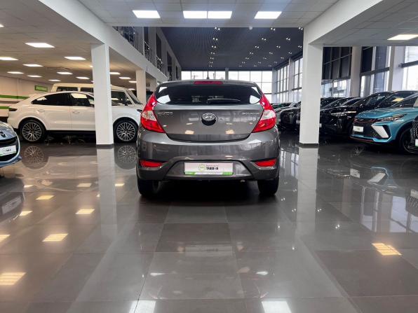 Hyundai Solaris I с пробегом 2012 года, цена 625 000 рублей, 251788 км, хэтчбек, Автокод Объявления