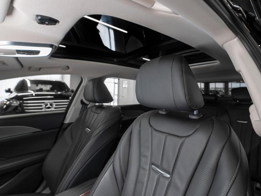 Hongqi H5 II Москва  - изображение 10