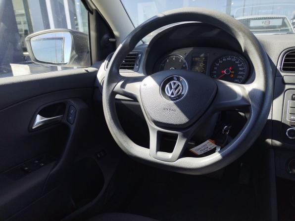Volkswagen Polo V Рестайлинг с пробегом 2016 года, цена 1 105 000 рублей, 127200 км, седан, Автокод Объявления