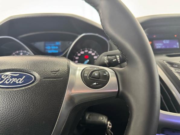Ford Focus III с пробегом 2011 года, цена 899 000 рублей, 152714 км, седан, Автокод Объявления