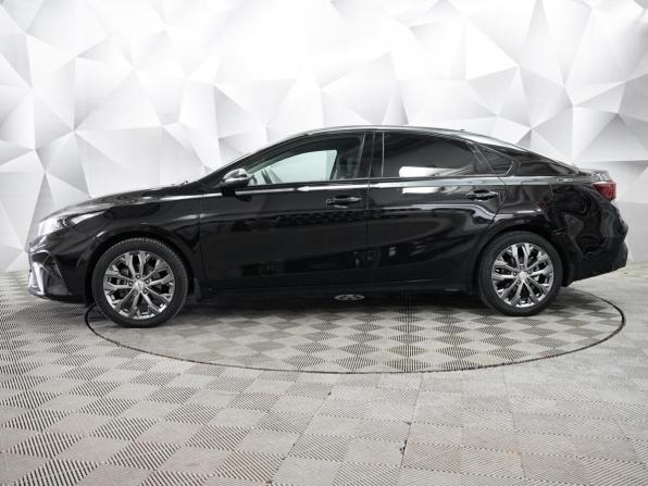 Kia Cerato IV Рестайлинг с пробегом 2022 года, цена 2 711 000 рублей, 70000 км, седан, Автокод Объявления