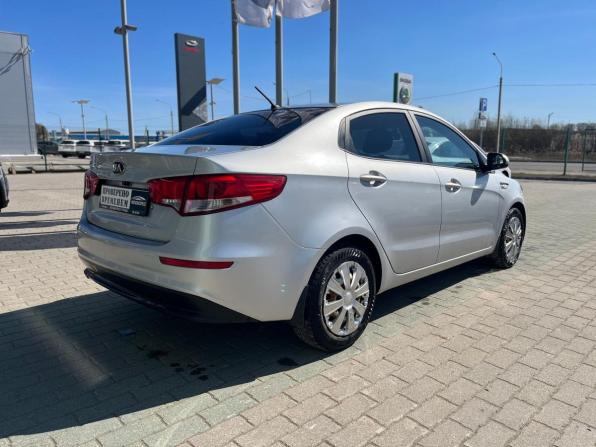 Kia Rio III Рестайлинг с пробегом 2015 года, цена 1 120 000 рублей, 77787 км, седан, Автокод Объявления