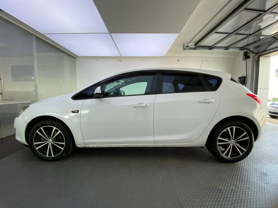 Opel Astra J Уфа  - изображение 10