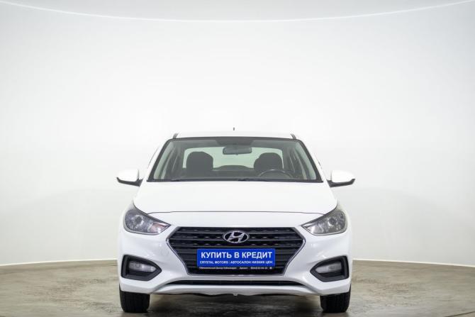 Hyundai Solaris II с пробегом 2018 года, цена 1 049 000 рублей, 201000 км, седан, Автокод Объявления