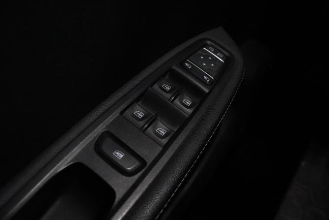 Renault Arkana I с пробегом 2019 года, цена 1 482 000 рублей, 63622 км, внедорожник, Автокод Объявления