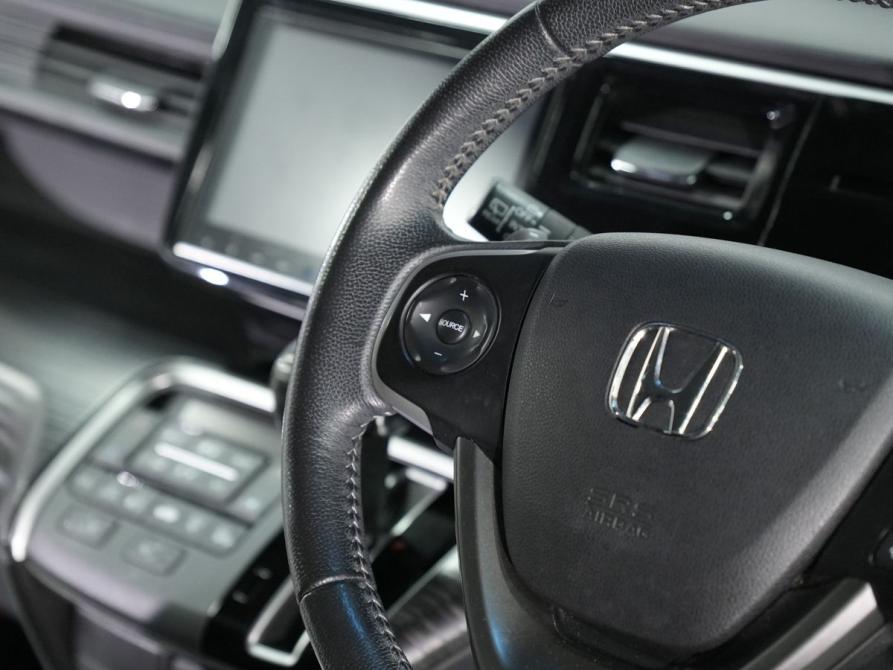 Honda Stepwgn V Новосибирск  - изображение 18