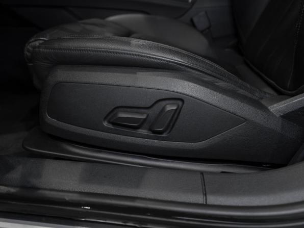 Audi A4 V (B9) с пробегом 2019 года, цена 2 470 000 рублей, 123679 км, седан, Автокод Объявления