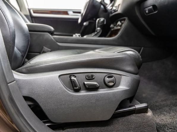 Volkswagen Touareg II с пробегом 2013 года, цена 1 750 000 рублей, 285363 км, внедорожник, Автокод Объявления