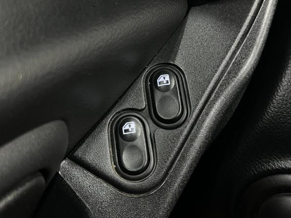 Lada (ВАЗ) Niva Travel I с пробегом 2023 года, цена 1 225 000 рублей, 7599 км, внедорожник, Автокод Объявления
