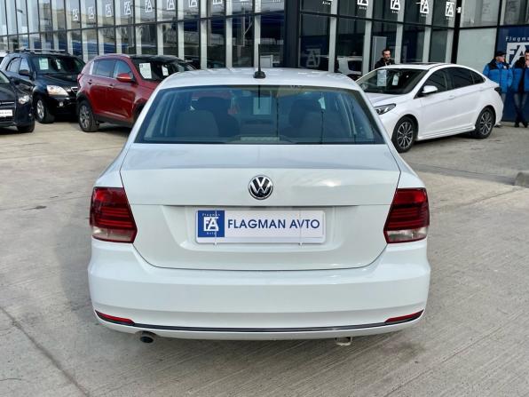 Volkswagen Polo V Рестайлинг с пробегом 2019 года, цена 870 000 рублей, 245000 км, седан, Автокод Объявления