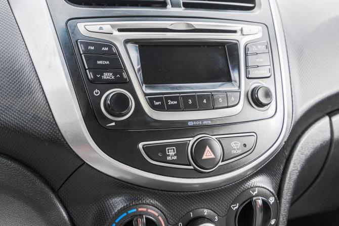 Hyundai Solaris I Рестайлинг с пробегом 2016 года, цена 1 199 000 рублей, 196000 км, седан, Автокод Объявления