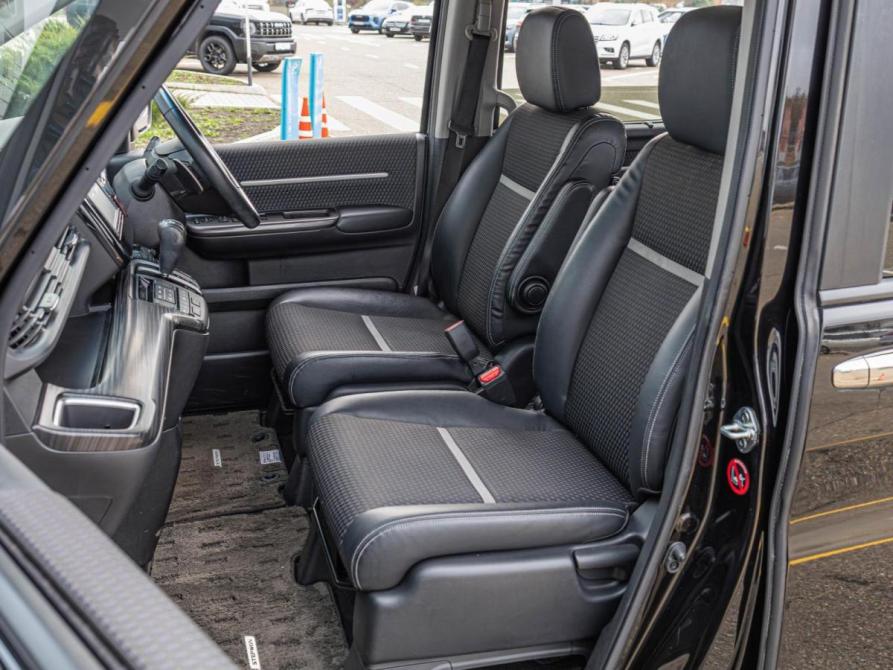 Honda Stepwgn V Краснодар  - изображение 8