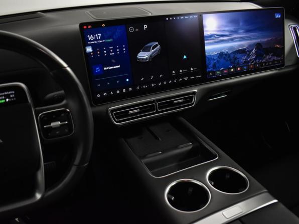 Li Auto (Lixiang) L9 I с пробегом 2023 года, цена 5 399 000 рублей, 73378 км, внедорожник, Автокод Объявления