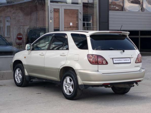 Toyota Harrier I (XU10) с пробегом 1999 года, цена 900 000 рублей, 220188 км, внедорожник, Автокод Объявления
