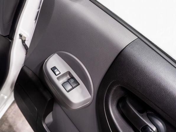 Nissan NV200 с пробегом 2018 года, цена 1 380 000 рублей, 126622 км, минивэн, Автокод Объявления