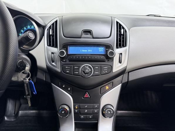 Chevrolet Cruze I Рестайлинг с пробегом 2013 года, цена 609 000 рублей, 205397 км, седан, Автокод Объявления