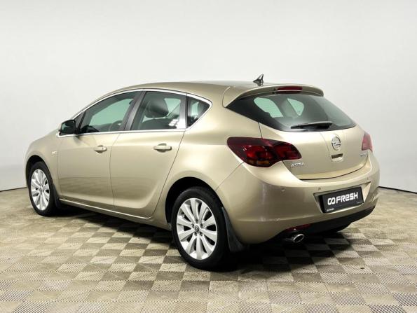 Opel Astra J с пробегом 2011 года, цена 689 900 рублей, 191091 км, хэтчбек, Автокод Объявления