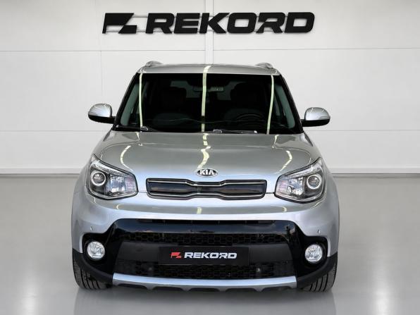 Kia Soul II Рестайлинг с пробегом 2017 года, цена 1 429 000 рублей, 99250 км, хэтчбек, Автокод Объявления