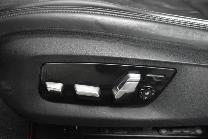 BMW 5 серии VII (G30/G31/G38) с пробегом 2019 года, цена 4 429 900 рублей, 101578 км, седан, Автокод Объявления