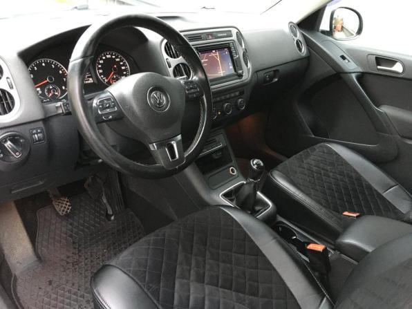 Volkswagen Tiguan I Рестайлинг с пробегом 2015 года, цена 1 079 000 рублей, 175104 км, внедорожник, Автокод Объявления