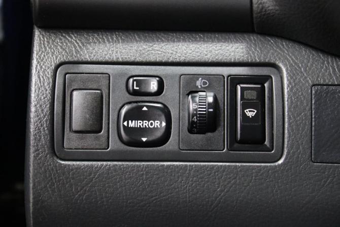 Toyota Avensis II с пробегом 2006 года, цена 640 150 рублей, 307713 км, седан, Автокод Объявления