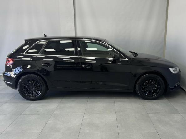Audi A3 III (8V) Рестайлинг с пробегом 2016 года, цена 1 365 000 рублей, 100928 км, седан, Автокод Объявления