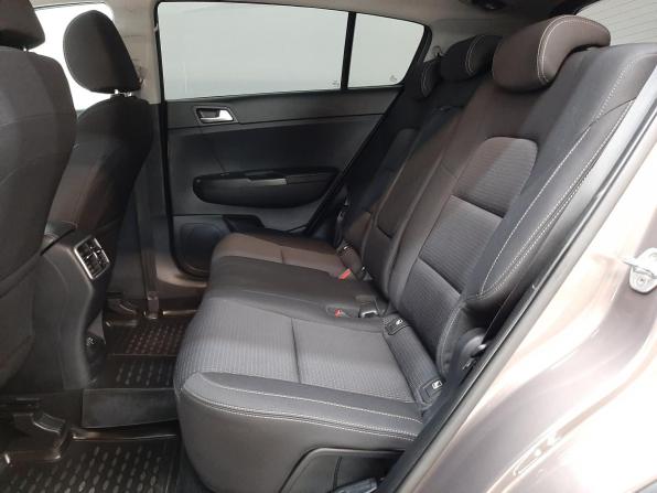 Kia Sportage IV Рестайлинг с пробегом 2019 года, цена 2 230 000 рублей, 98021 км, внедорожник, Автокод Объявления
