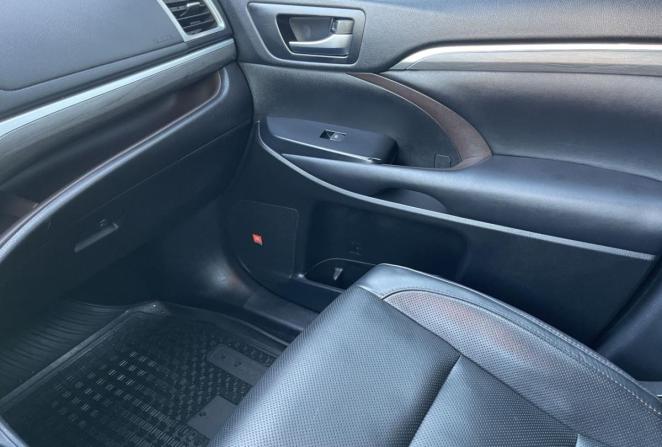 Toyota Highlander III (XU50) Рестайлинг с пробегом 2019 года, цена 3 705 000 рублей, 200583 км, внедорожник, Автокод Объявления