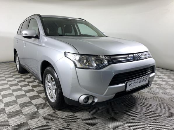 Mitsubishi Outlander III с пробегом 2012 года, цена 1 498 000 рублей, 50000 км, внедорожник, Автокод Объявления