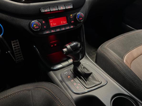 Kia Ceed II с пробегом 2014 года, цена 1 049 000 рублей, 178000 км, универсал, Автокод Объявления