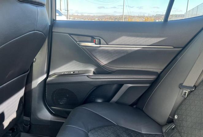 Toyota Camry VIII (XV70) Рестайлинг с пробегом 2022 года, цена 4 114 000 рублей, 48000 км, седан, Автокод Объявления