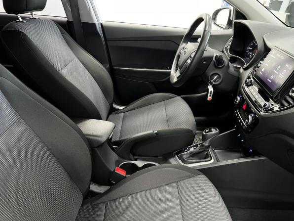 Hyundai Solaris II Рестайлинг с пробегом 2021 года, цена 1 750 000 рублей, 40829 км, седан, Автокод Объявления