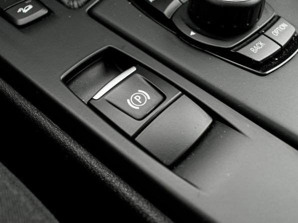BMW X1 II (F48) с пробегом 2015 года, цена 2 185 000 рублей, 151759 км, внедорожник, Автокод Объявления