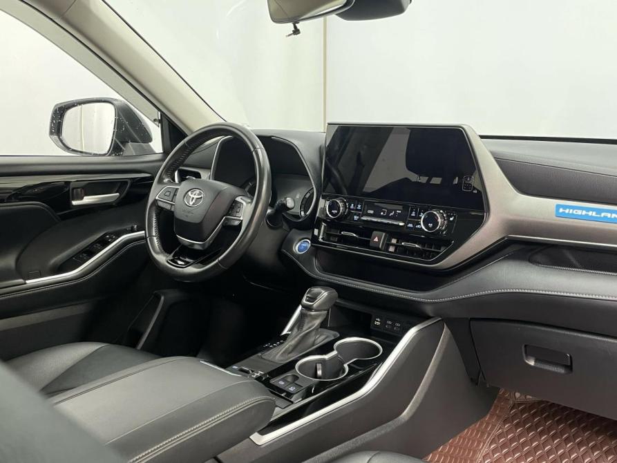 Toyota Highlander IV (XU70) Красноярск  - изображение 4