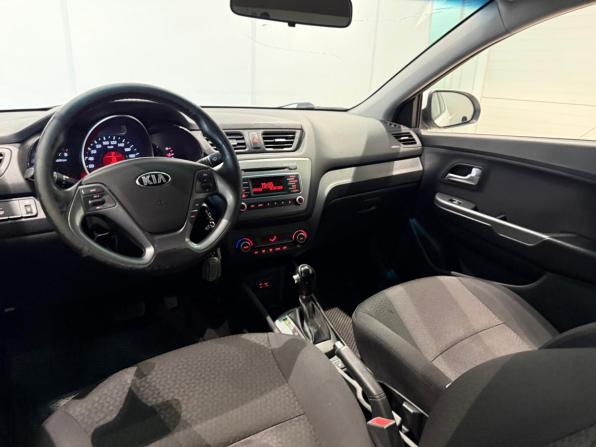 Kia Rio III Рестайлинг с пробегом 2016 года, цена 915 000 рублей, 207001 км, седан, Автокод Объявления