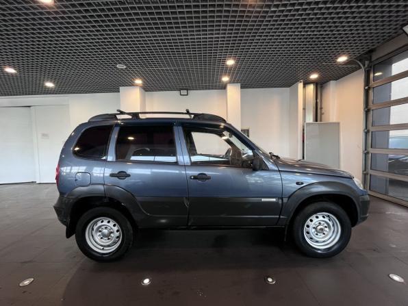 Chevrolet Niva I Рестайлинг с пробегом 2011 года, цена 500 000 рублей, 138792 км, внедорожник, Автокод Объявления