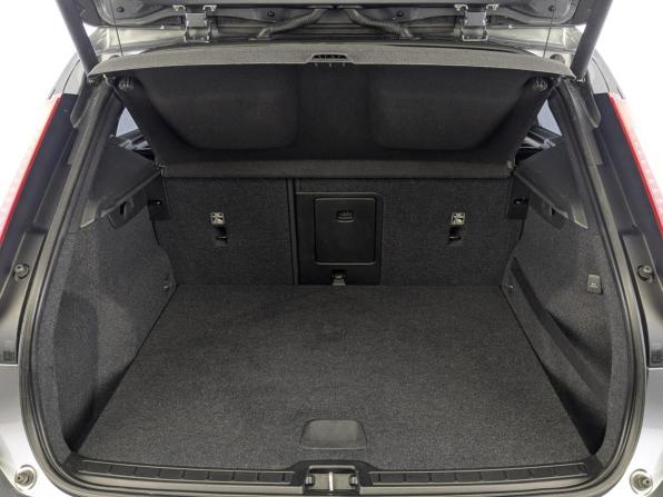 Volvo XC40 I с пробегом 2018 года, цена 2 190 000 рублей, 176314 км, внедорожник, Автокод Объявления