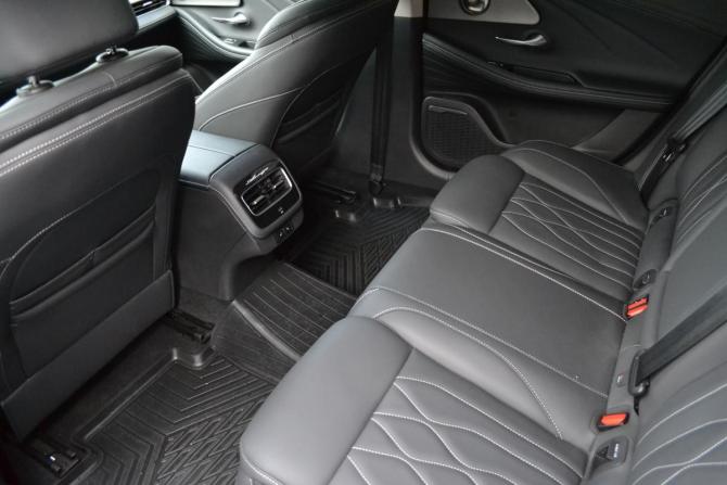 Chery Arrizo 8 с пробегом 2024 года, цена 2 150 000 рублей, 26863 км, седан, Автокод Объявления