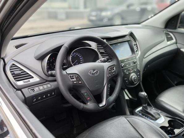 Hyundai Santa Fe III Рестайлинг с пробегом 2018 года, цена 2 460 000 рублей, 130800 км, внедорожник, Автокод Объявления