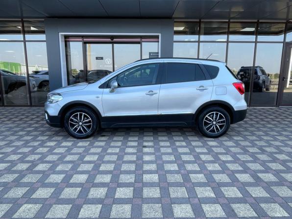 Suzuki SX4 II (S-Cross) Рестайлинг с пробегом 2020 года, цена 2 200 000 рублей, 63373 км, хэтчбек, Автокод Объявления
