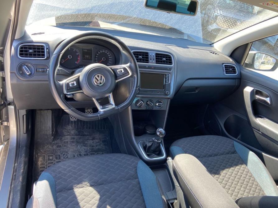 Volkswagen Polo V Рестайлинг Стерлитамак  - изображение 9