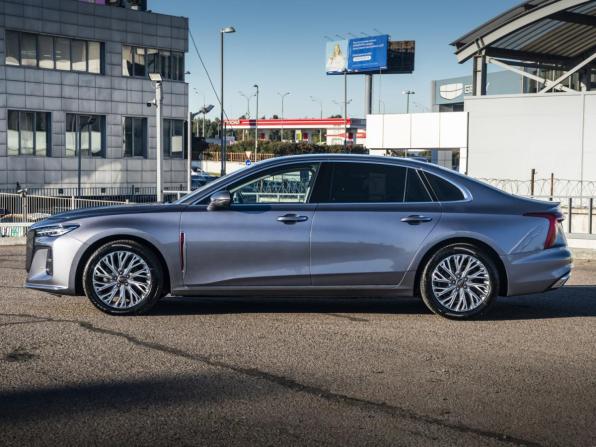 Hongqi H5 II с пробегом 2023 года, цена 2 909 000 рублей, 74605 км, седан, Автокод Объявления